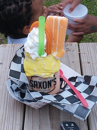 Saxon's Drive In